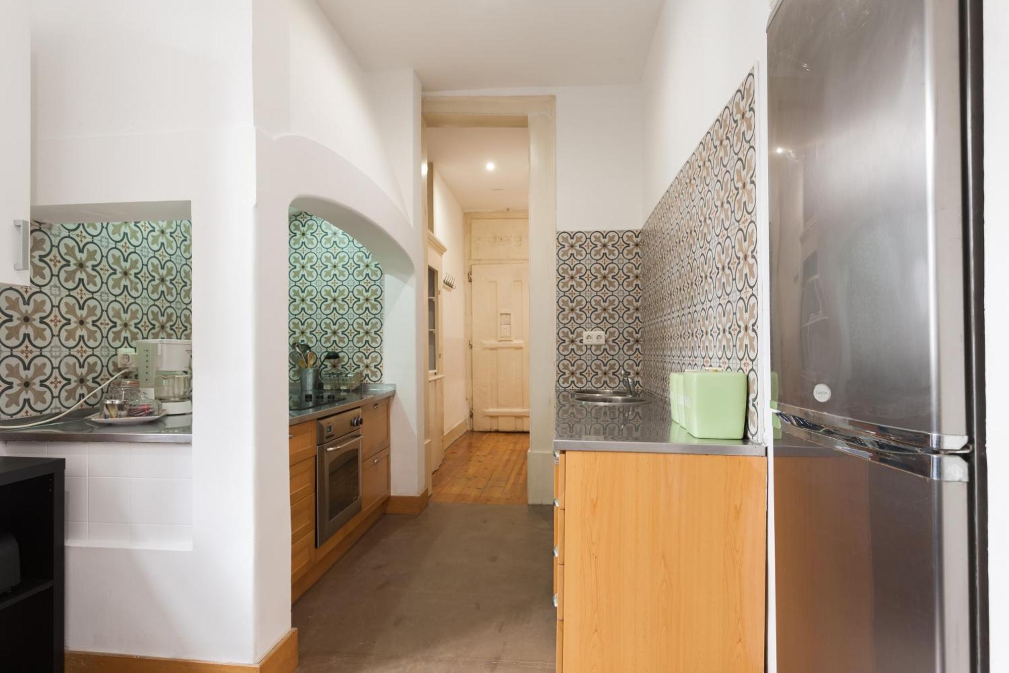 Tejo Vintage Three-Bedroom Apartment - By Lu Holidays Lisbon Exterior photo
