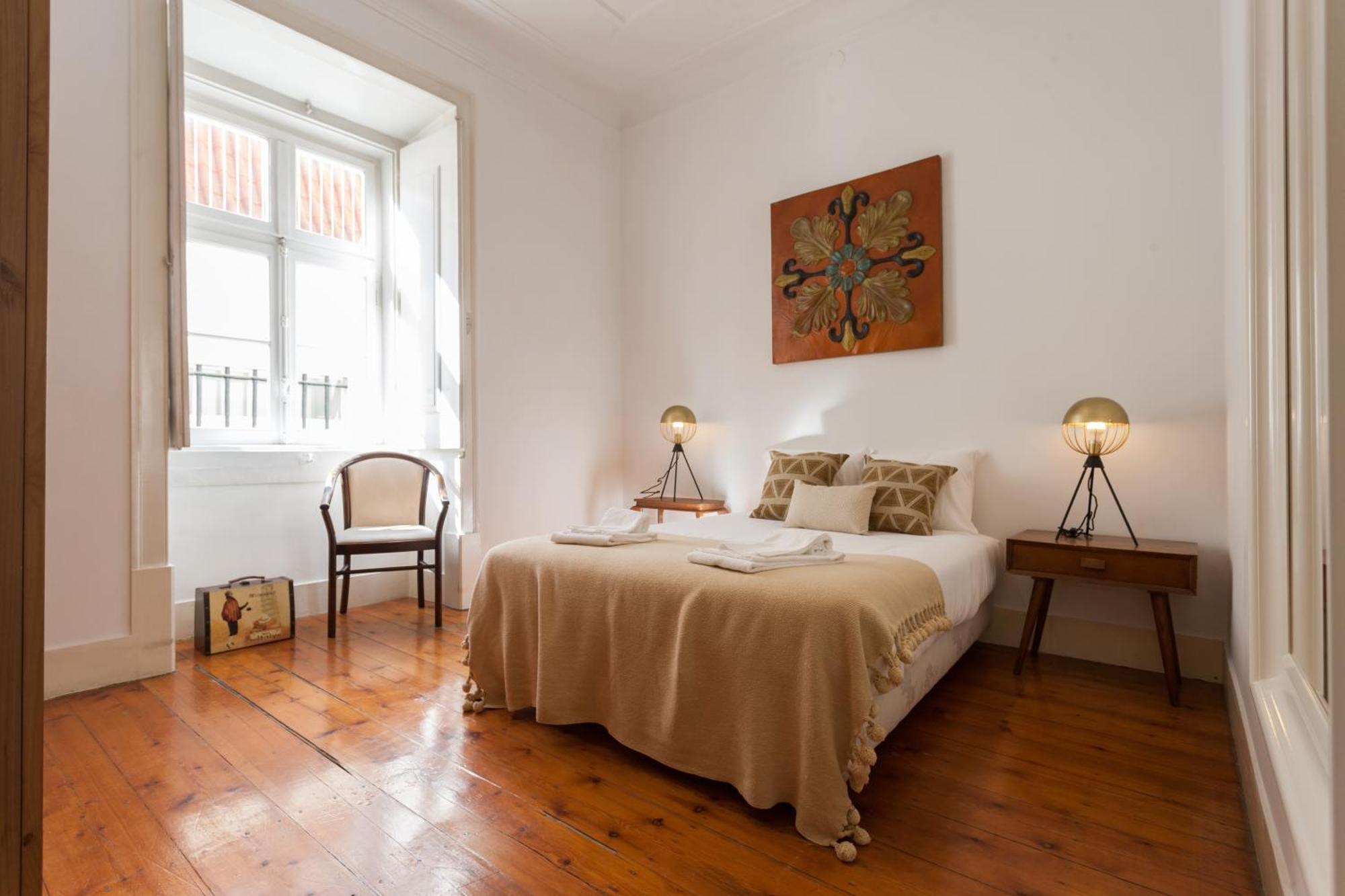 Tejo Vintage Three-Bedroom Apartment - By Lu Holidays Lisbon Exterior photo